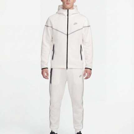 Nike Tech Fleece White Reflective Full Zip Windrunner Tracksuit - DripDrip Balkan